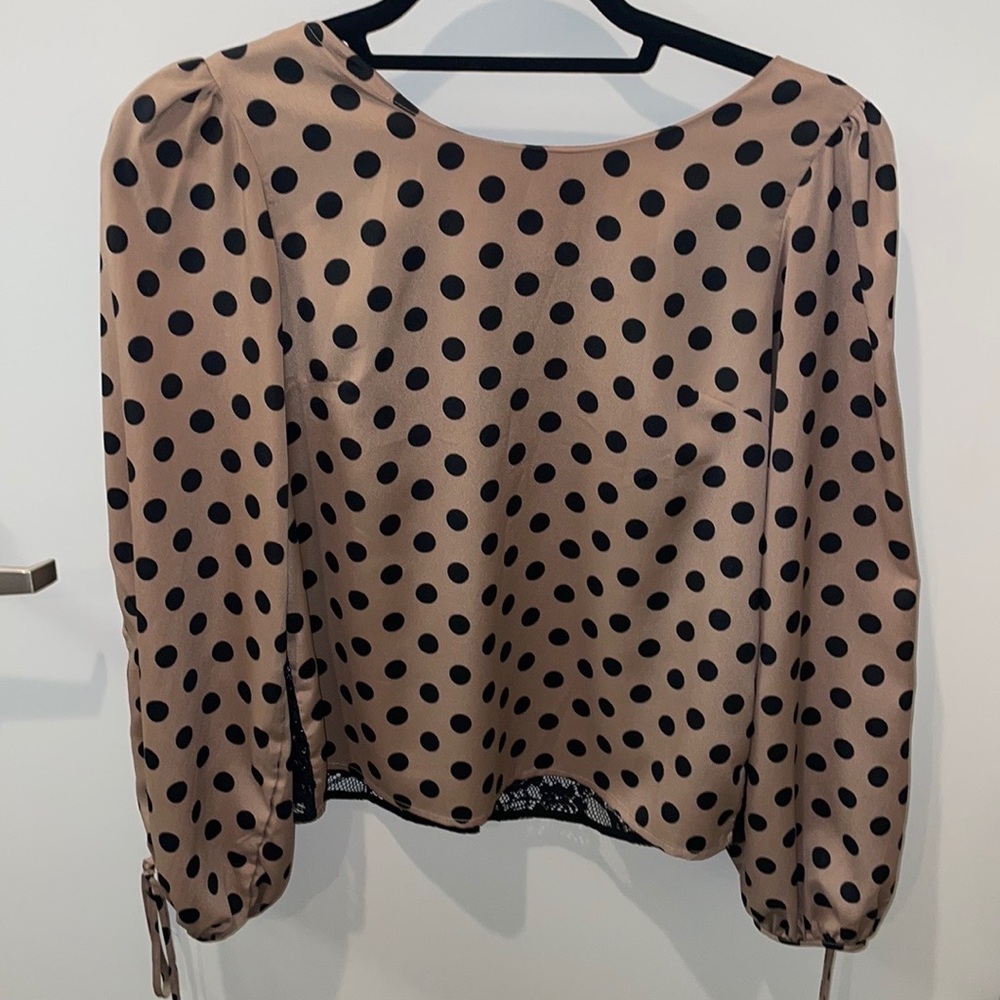 Line & Dot polka dot top
